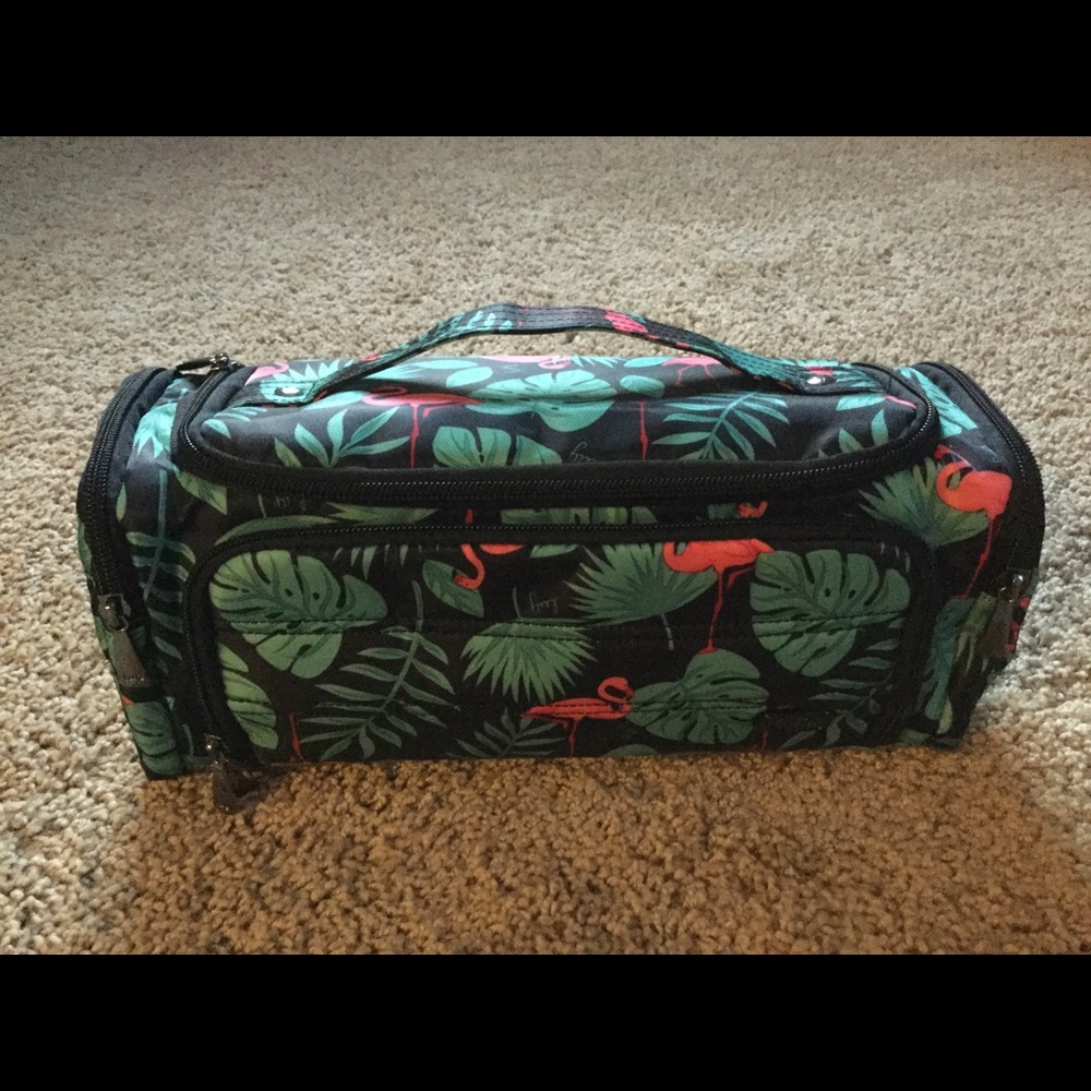 Lug Trolley in Flamingo Black